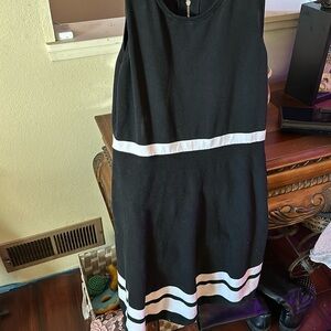 Talbots  black and white sleeveless dress